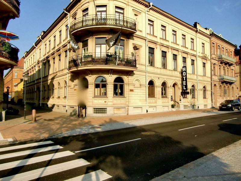 Hotel Sirius 2/5
