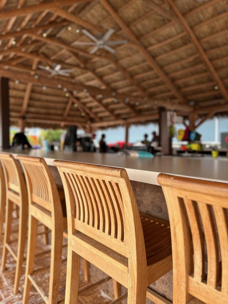 Fishermens Village Resort 7/48