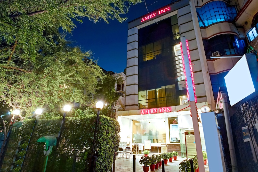 Hotel Amby Inn 3/50