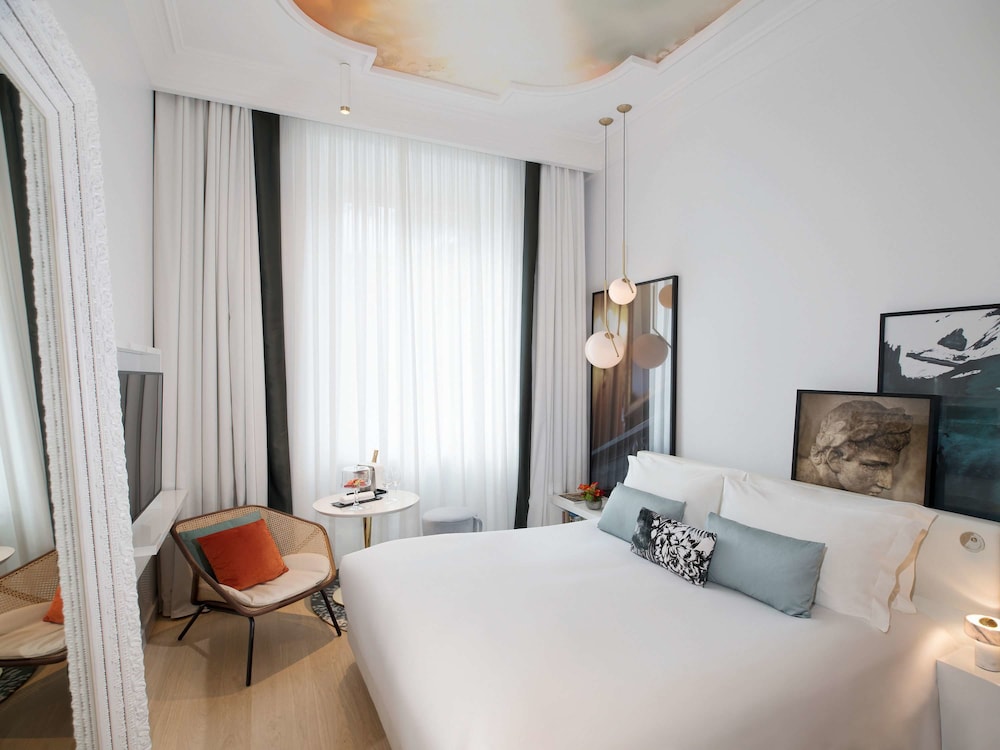 Sofitel Rome Villa Borghese Hotel 12/79