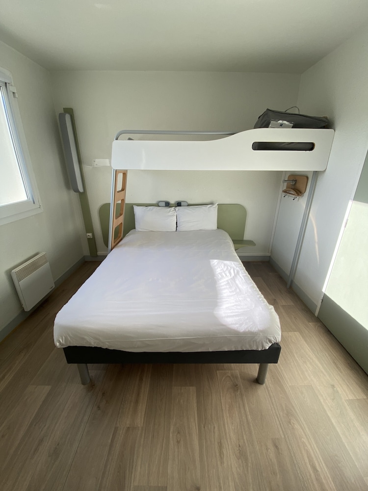 Ibis Budget Caen Gare 16/65