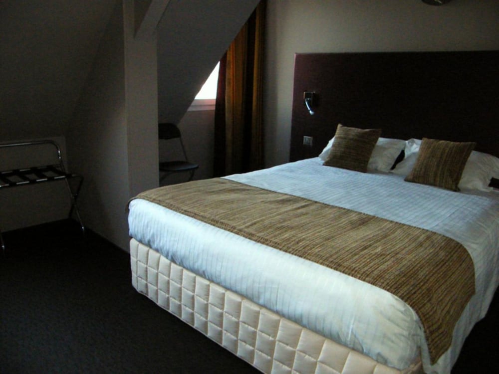 CITOTEL SAINT PIERRE 7/16
