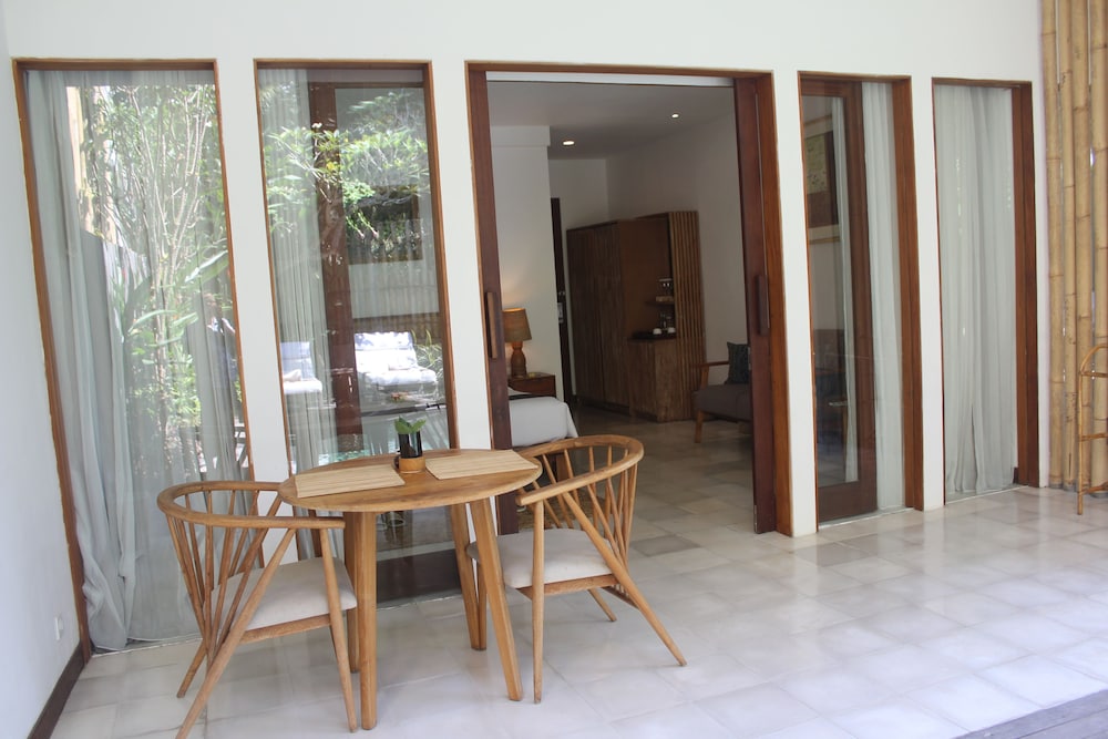 Purana Boutique Resort 56/76