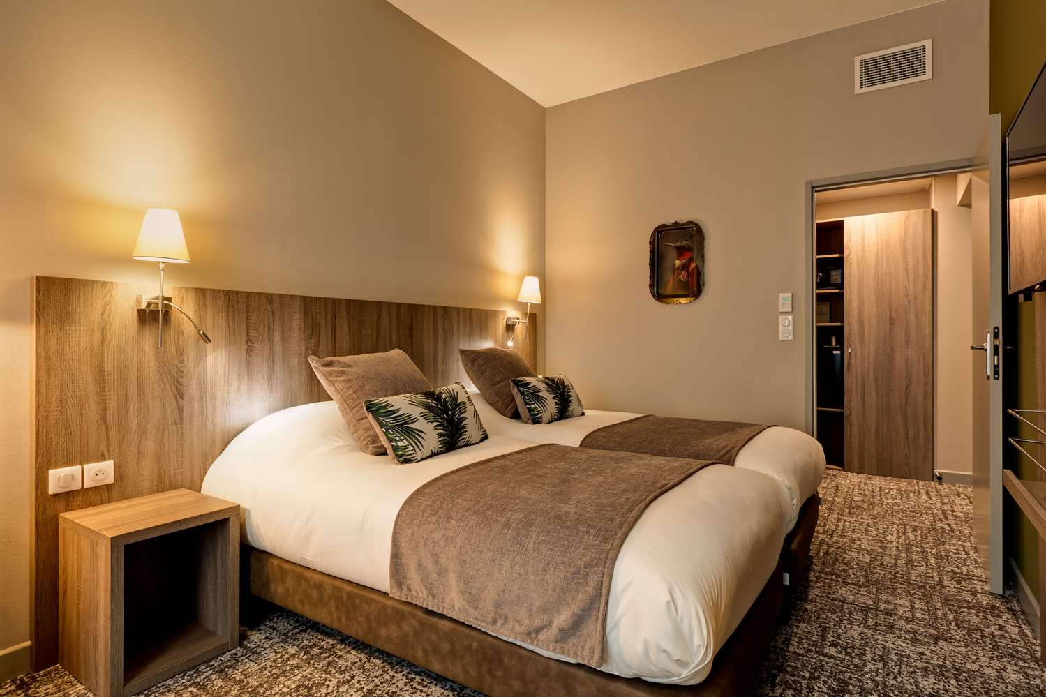 rooms