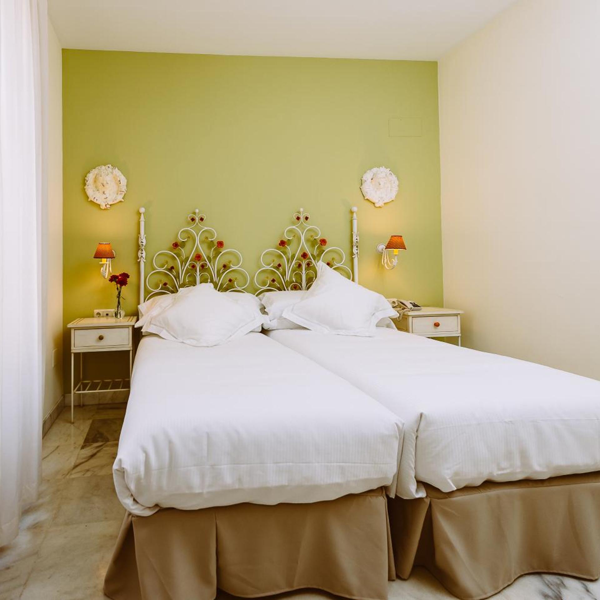 غرفة مفردة، Basic Hotel Dona Manuela 10/15