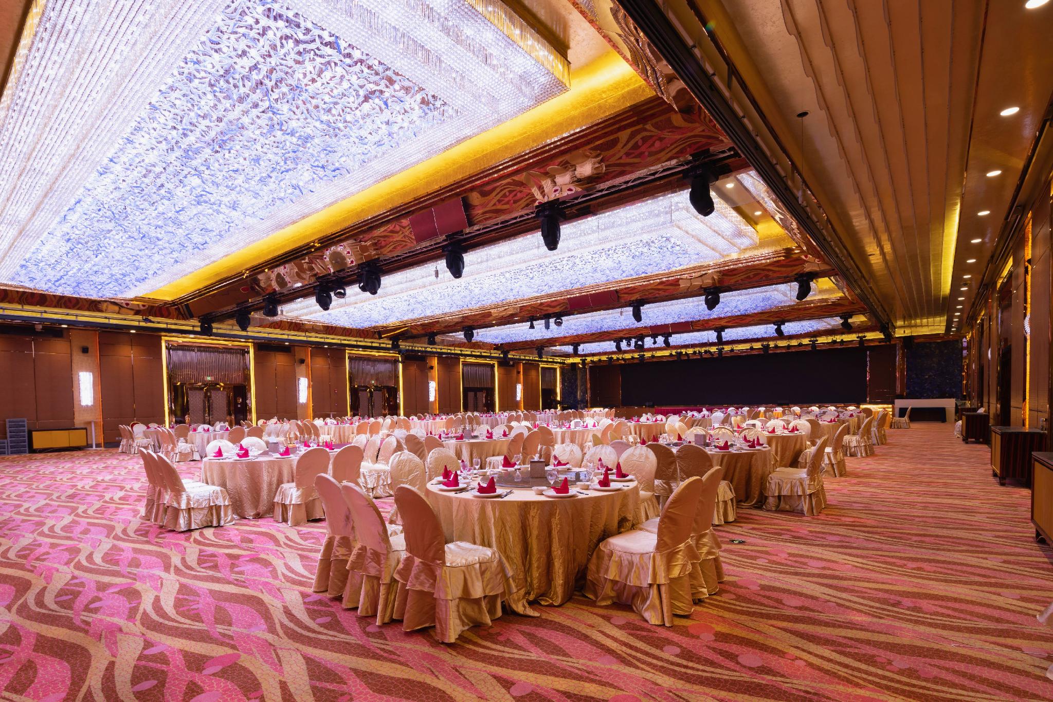 Zhongyang Goldnugget Hotel 13/23