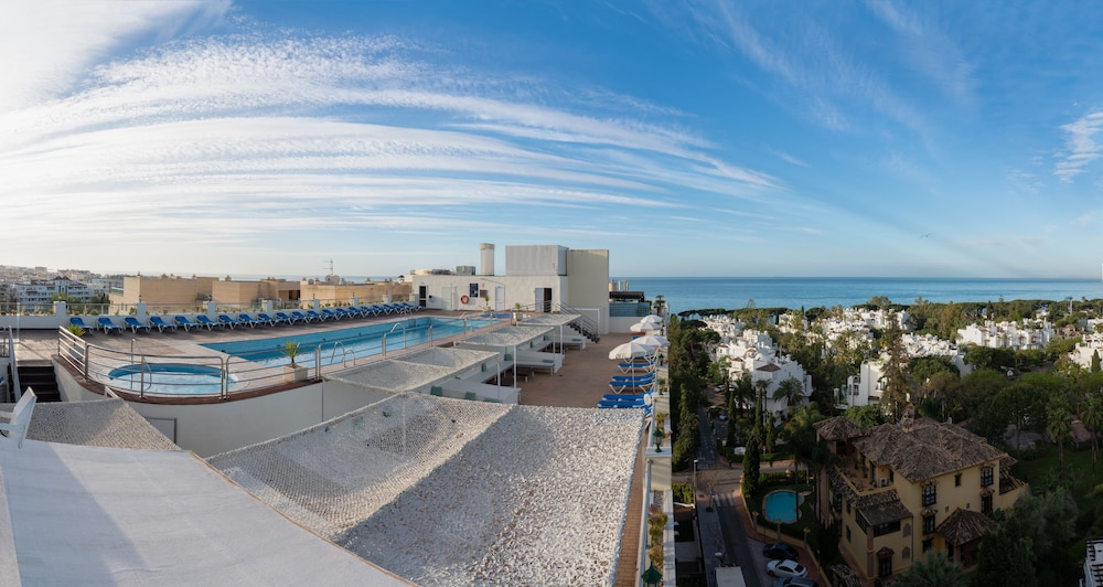Senator Marbella Spa Hotel 70/76
