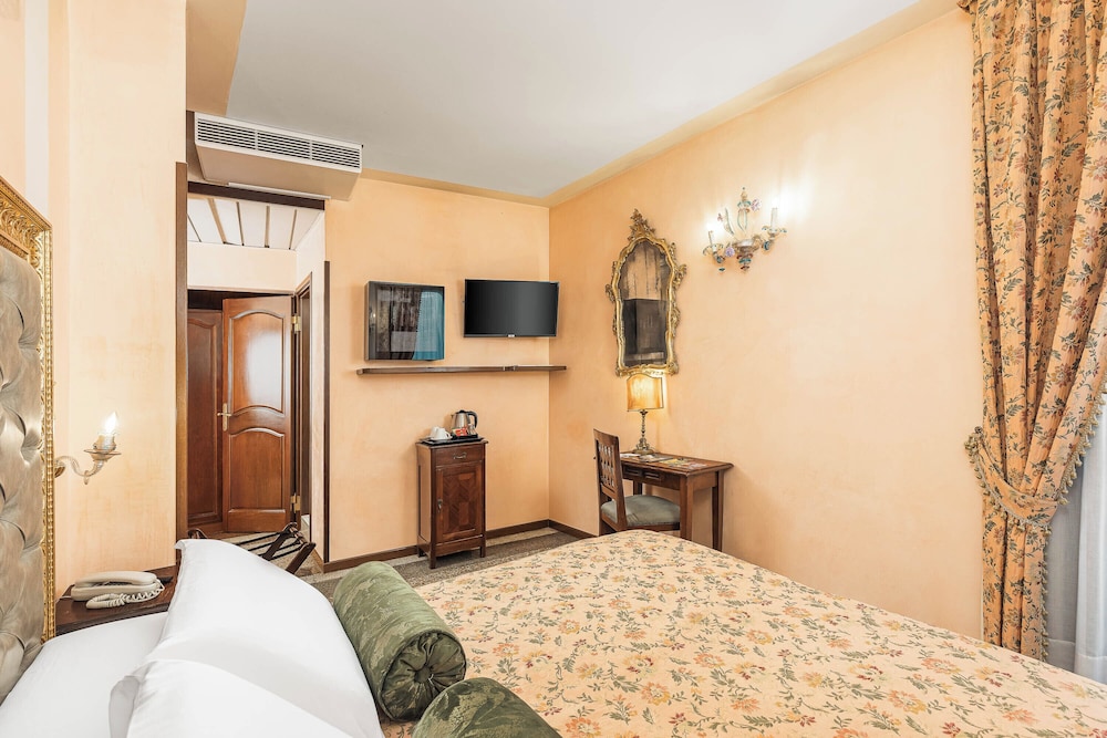 Hotel Marconi Venice 30/62