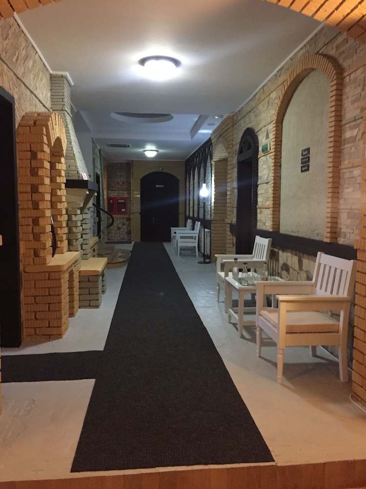 Ambra Boutique Hotel And Bistro 57/68