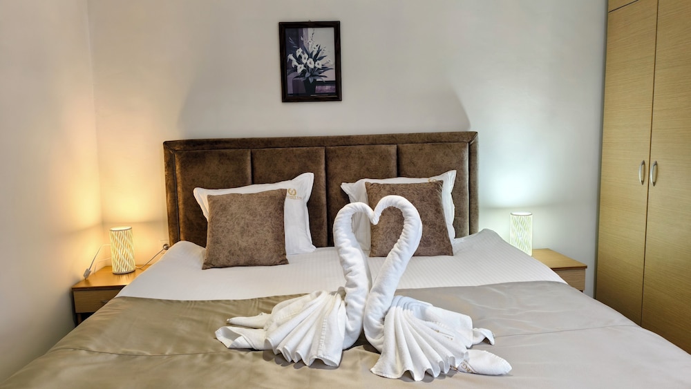 Hotel Elegant Lux 32/90