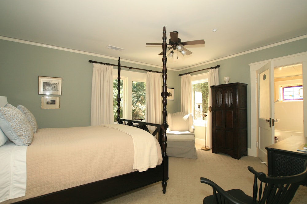 Arroyo Vista Inn 38/72