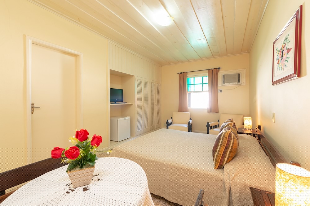 Hotel Saveiros 28/70