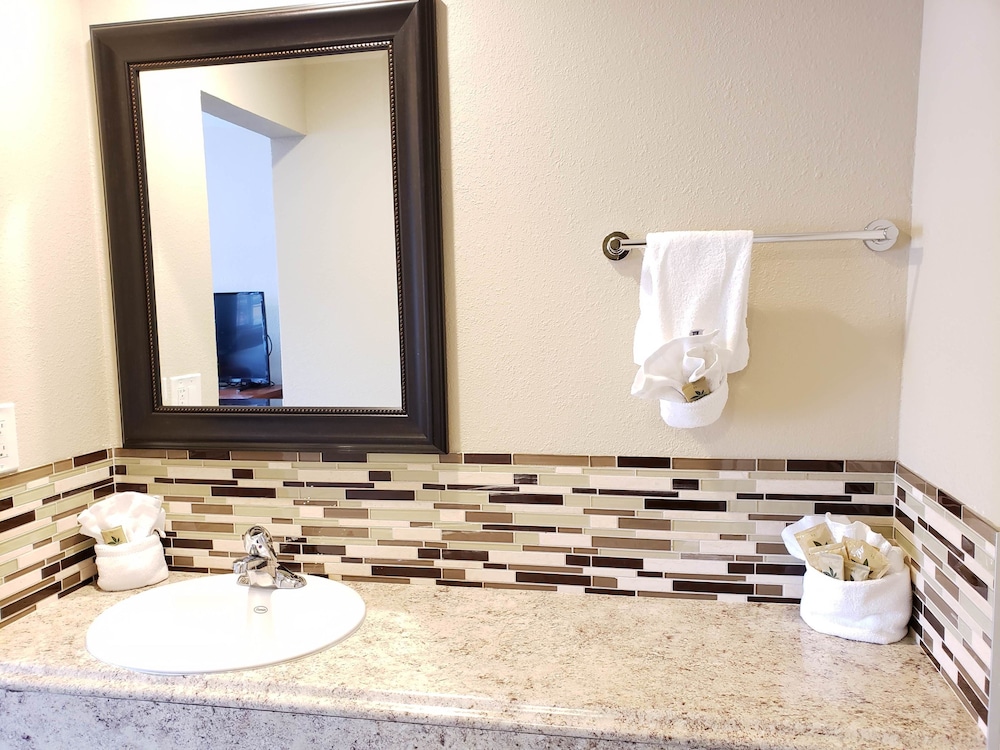 Motel6 Santa Cruz, CA 54/56