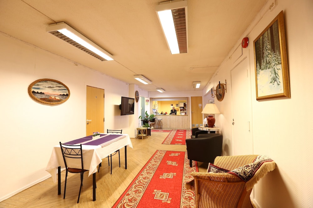Barents Frokosthotell 33/60