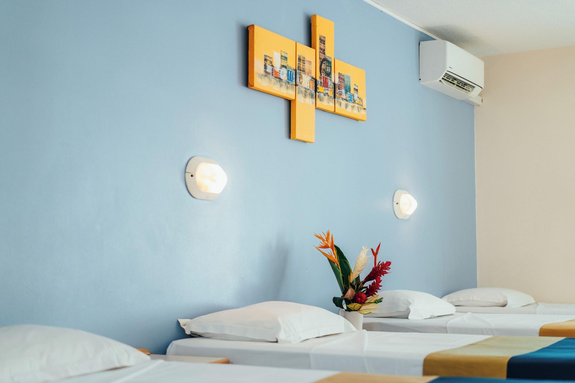 غرفة أساسية رباعية بغرفة نوم واحدة، Centre International de Sejour Hostel 4/6