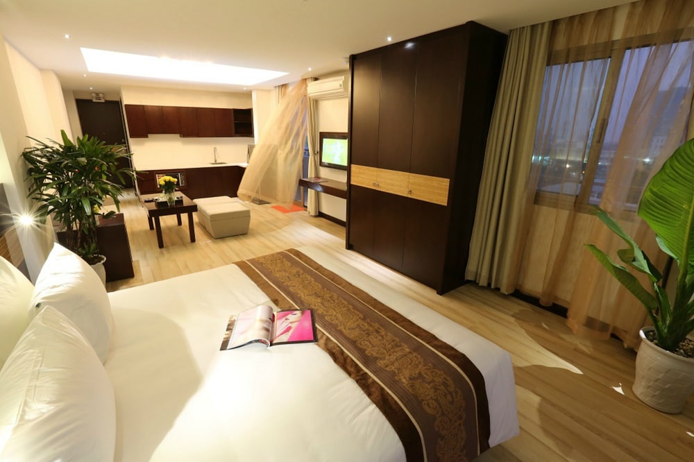 Dana Pearl Hotel 10/65