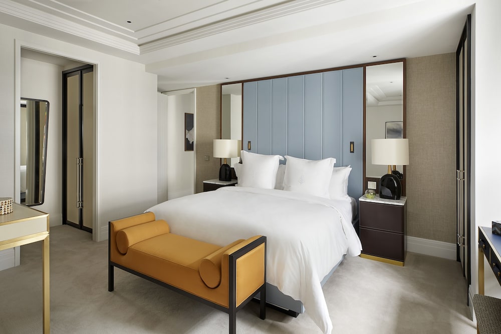Four Seasons Hotel London at Tower Bridge 16/37