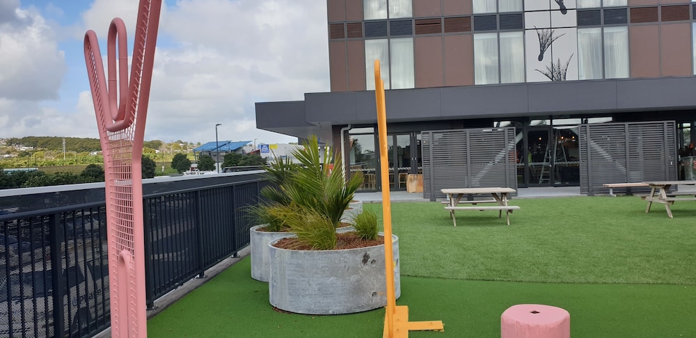 Ramada Suites by Wyndham Auckland Manukau Pacfic Centre 5/64