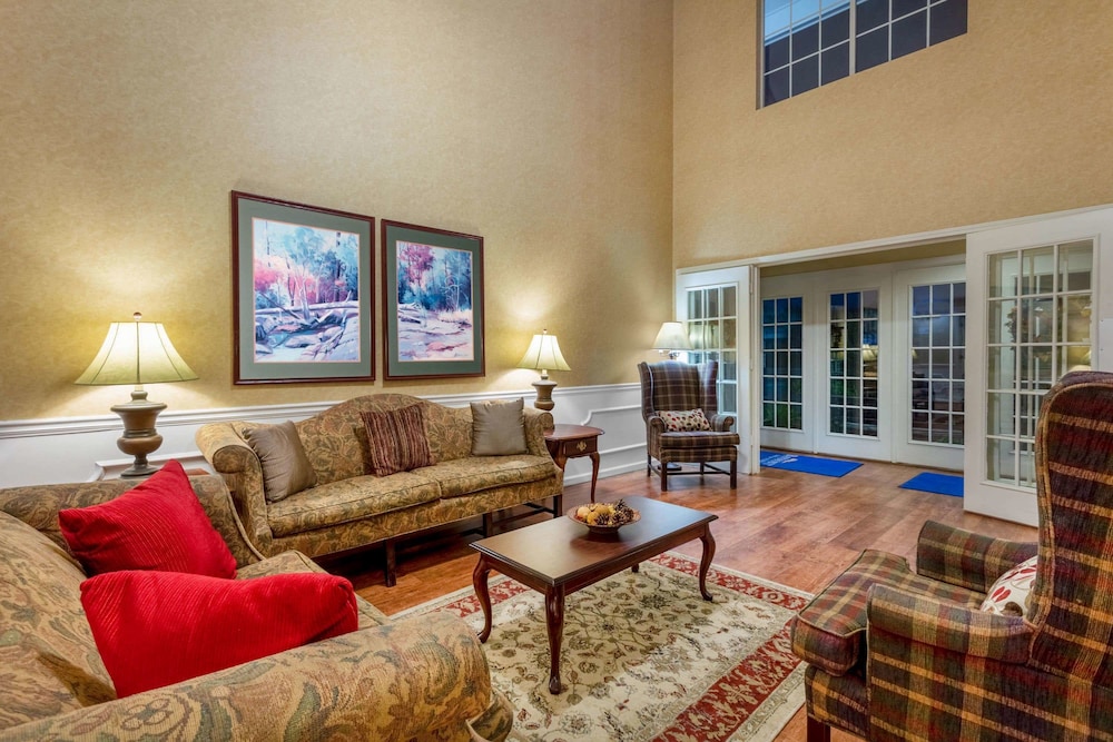 Baymont By Wyndham Easley/Greenville 27/34