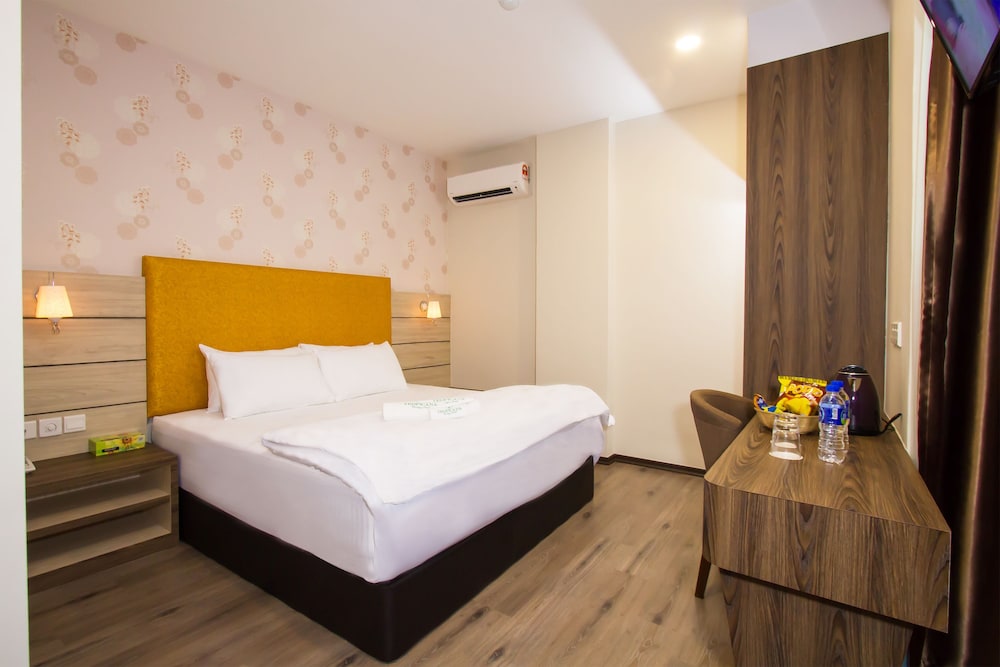 Tropicana Boutique Hotel 12/50