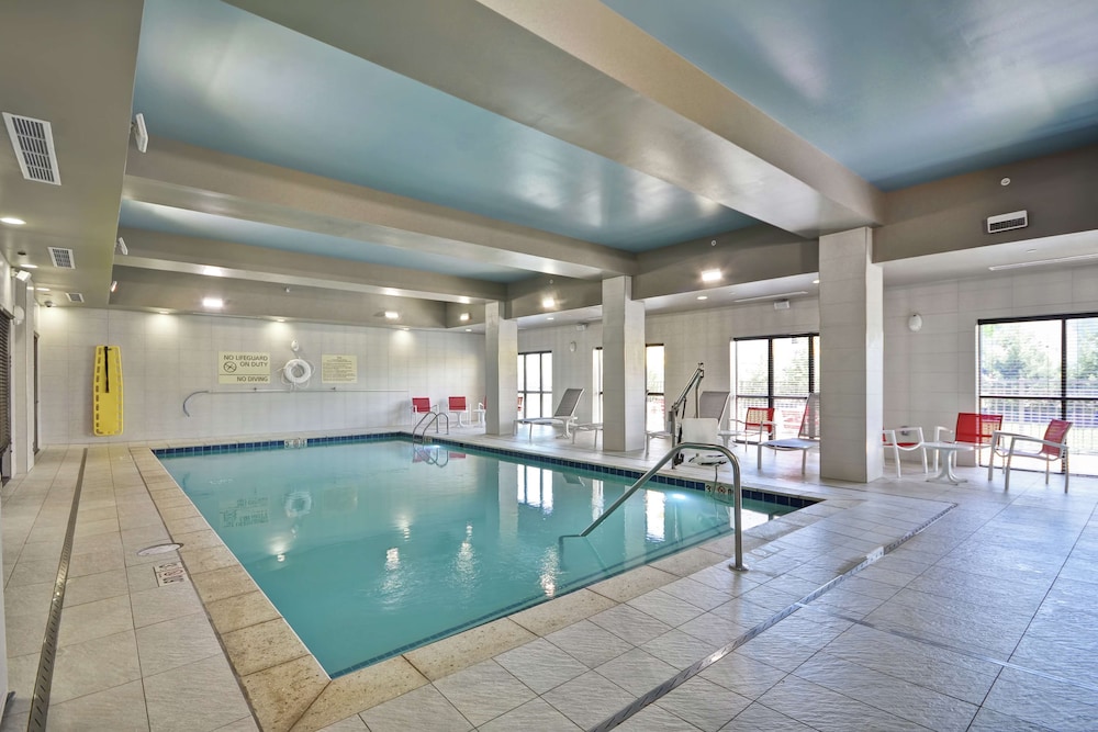 HAMPTON INN BLUE ASH CINCINNATI OH in BLUE ASH - OH