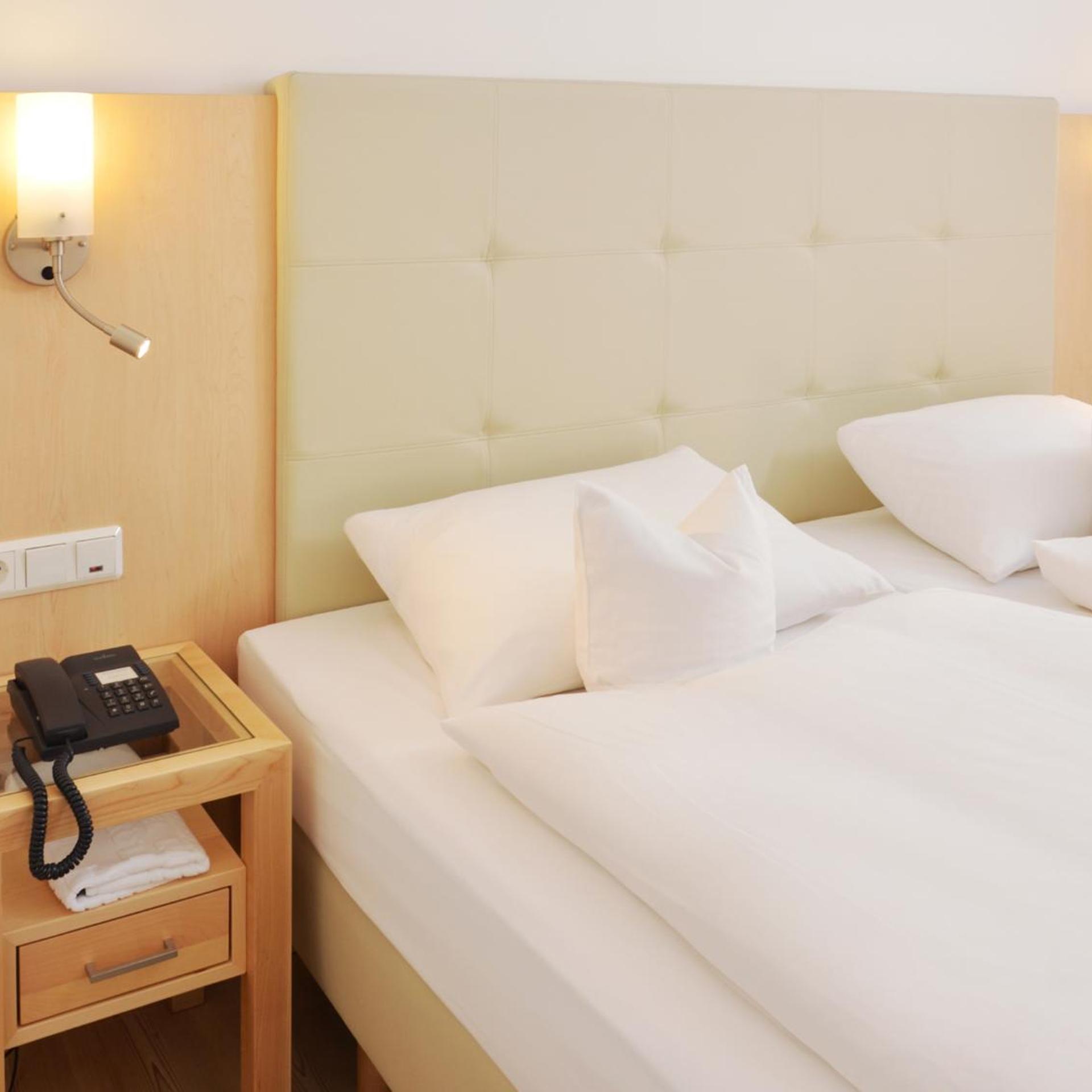 Suite, King Bed, Hotel Ludwig Superior 2/3