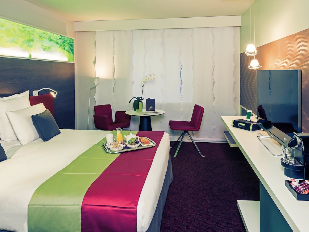 Mercure Paris La Défense Grande Arche 19/80
