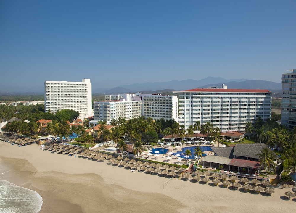 Krystal Ixtapa All Inclusive 4/76