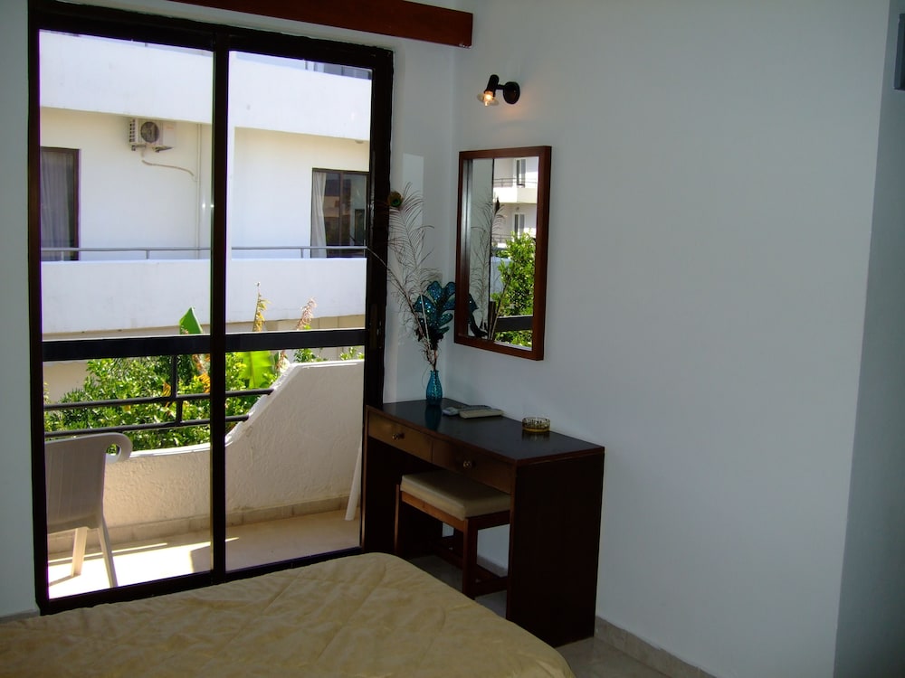 Antonios Hotel 47/62