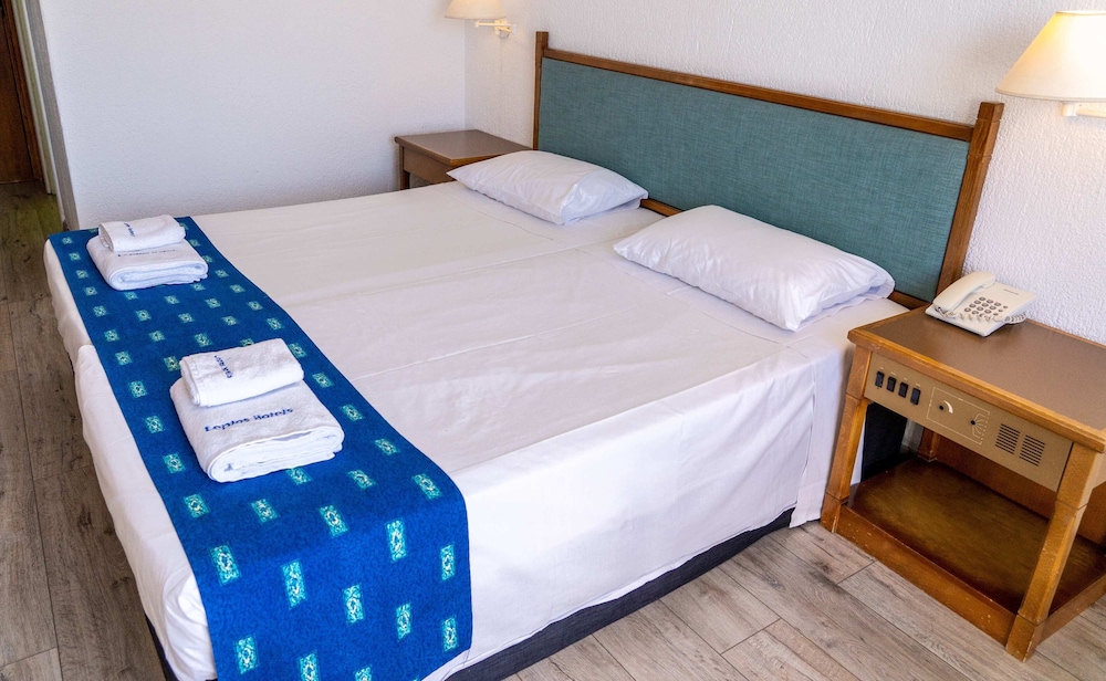 Paphos Gardens Apartments 35/91