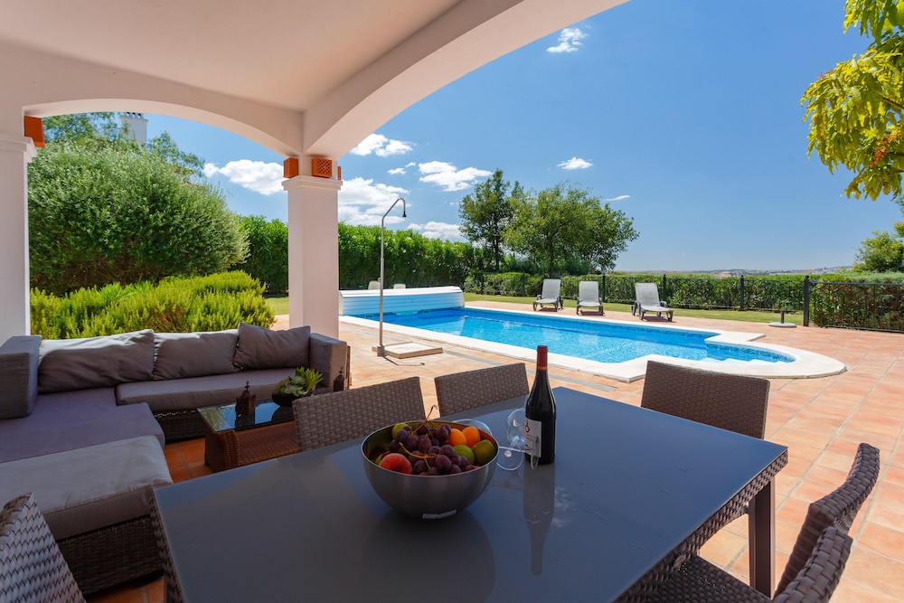 HOTEL ARCOS GARDENS GOLF CLUB & COUNTRY ESTATE 36/50