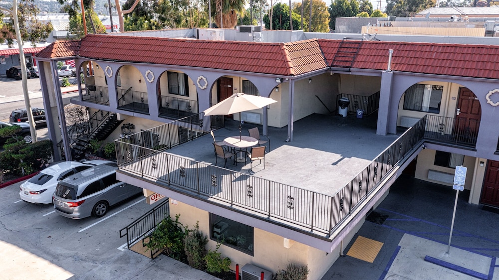 Glenridge Inn Glendale Pasadena 4/33
