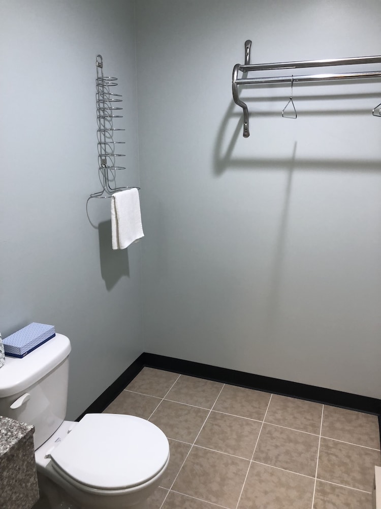 Motel6 Shartlesville, PA 43/45