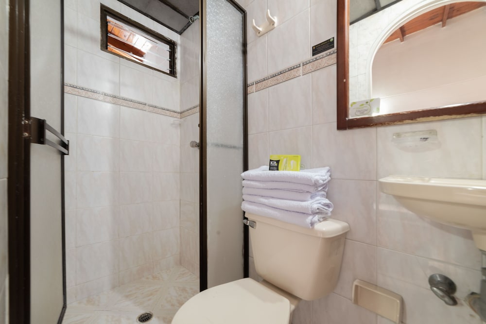 Ayenda 1234 Imperio 70 9/33