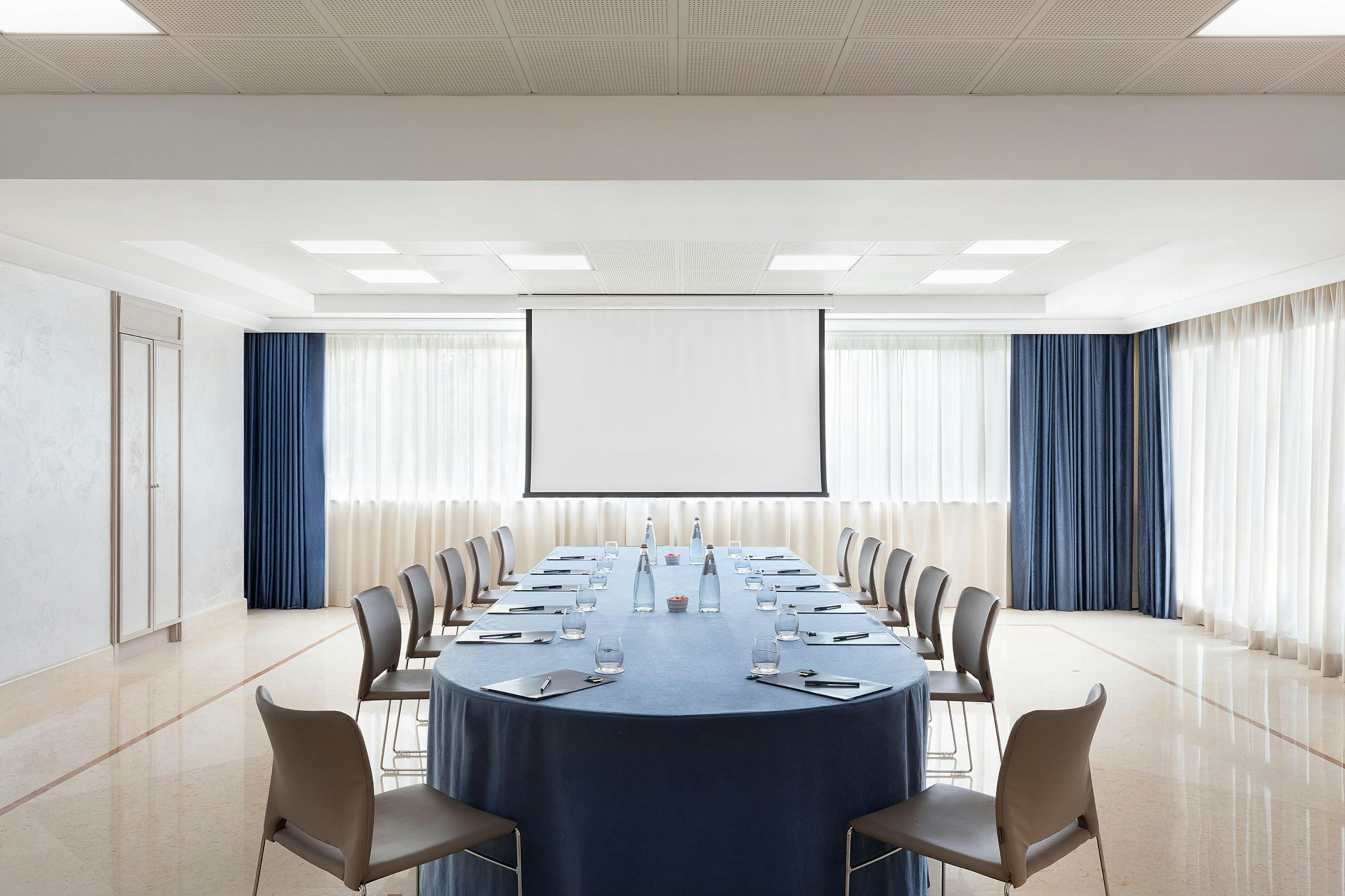 Courtyard By Marriott Rome Central Park 62/72