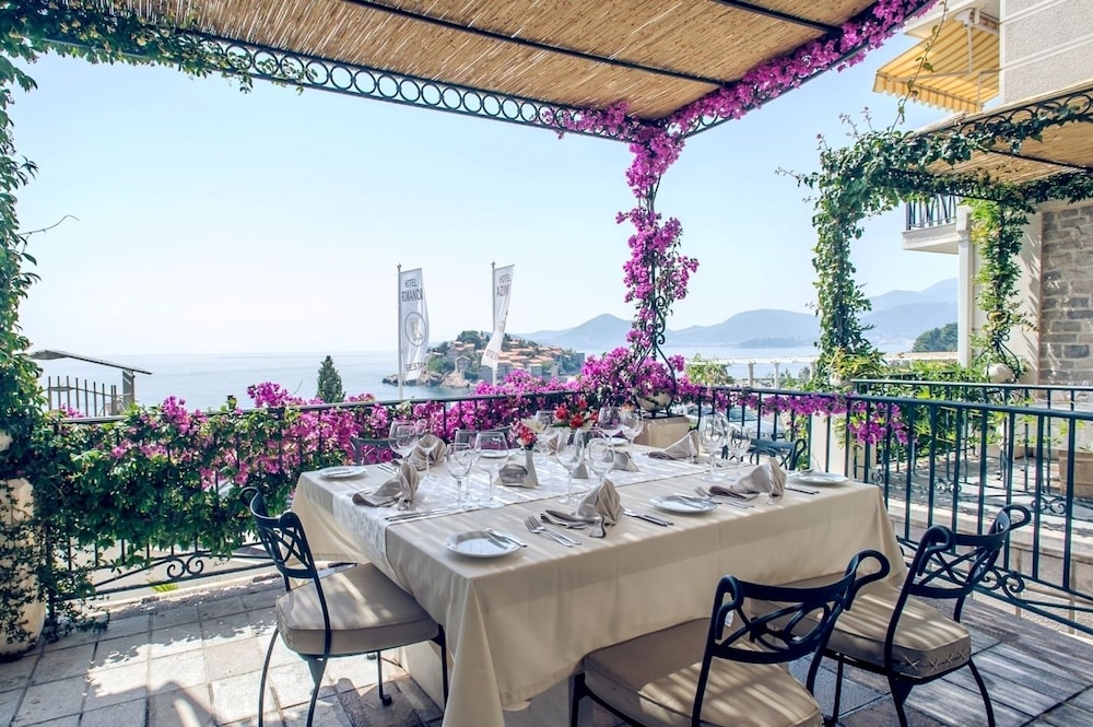 Hotel Azimut 35/50