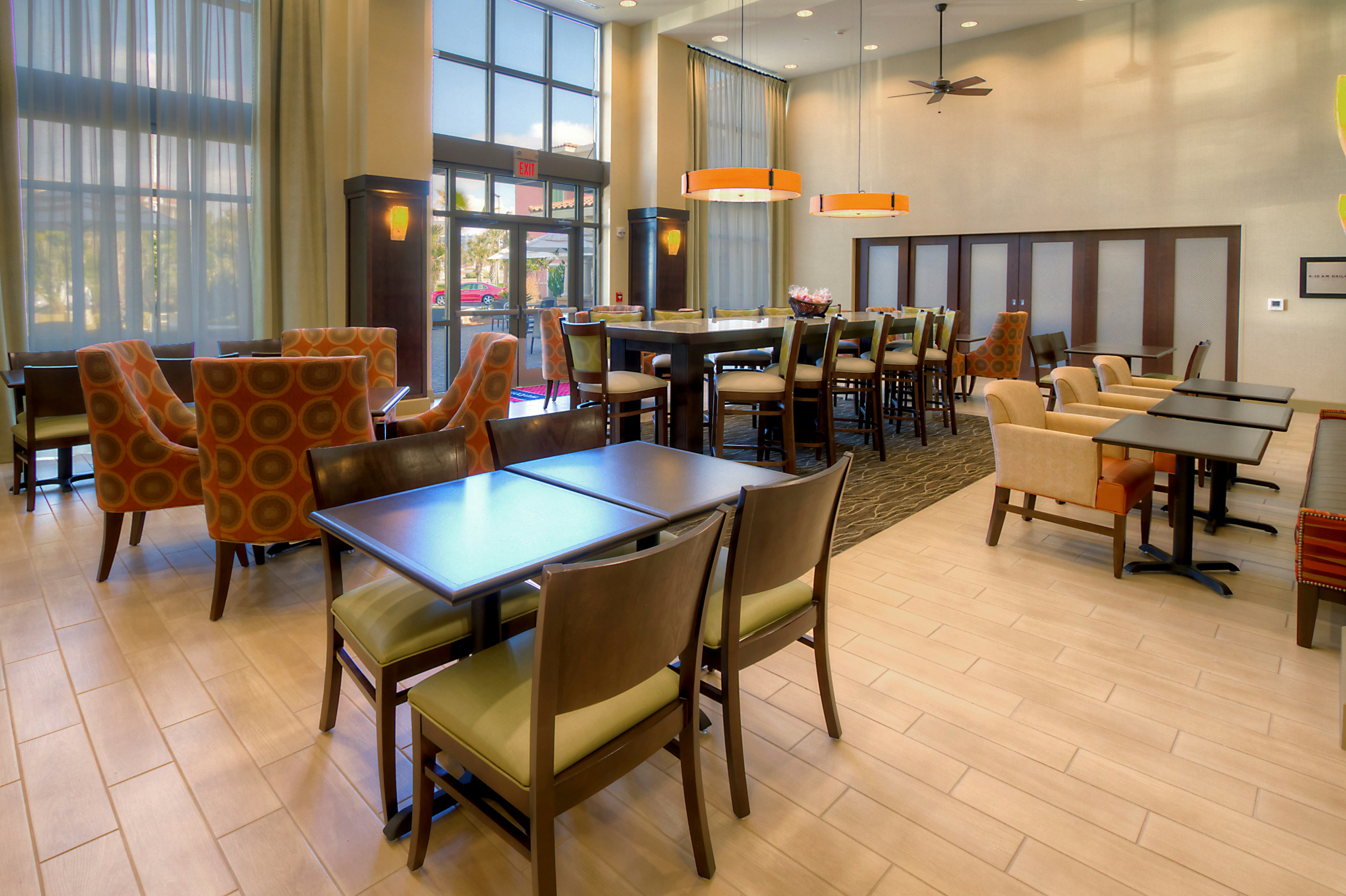 Hampton Inn & Suites Destin 49/69