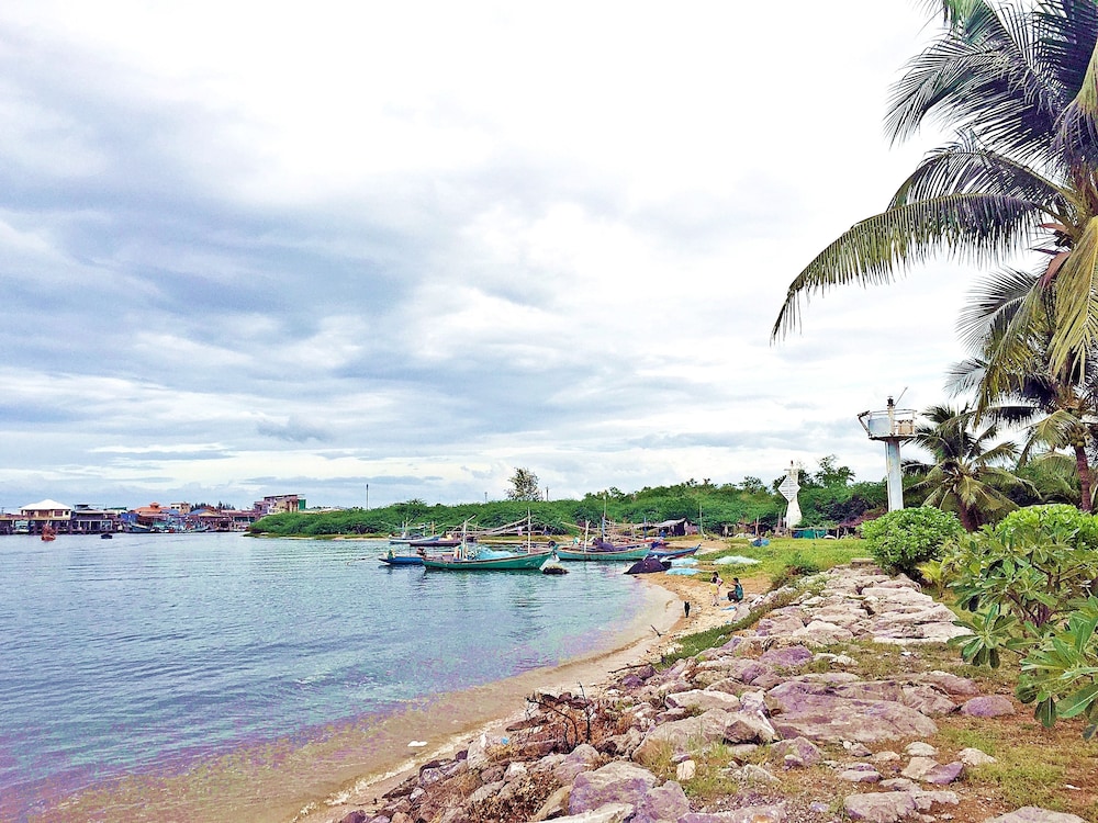 Lawana Escape Beach Resort 34/50