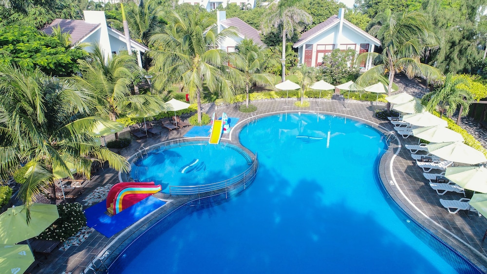 Carmelina Beach Resort 1/78