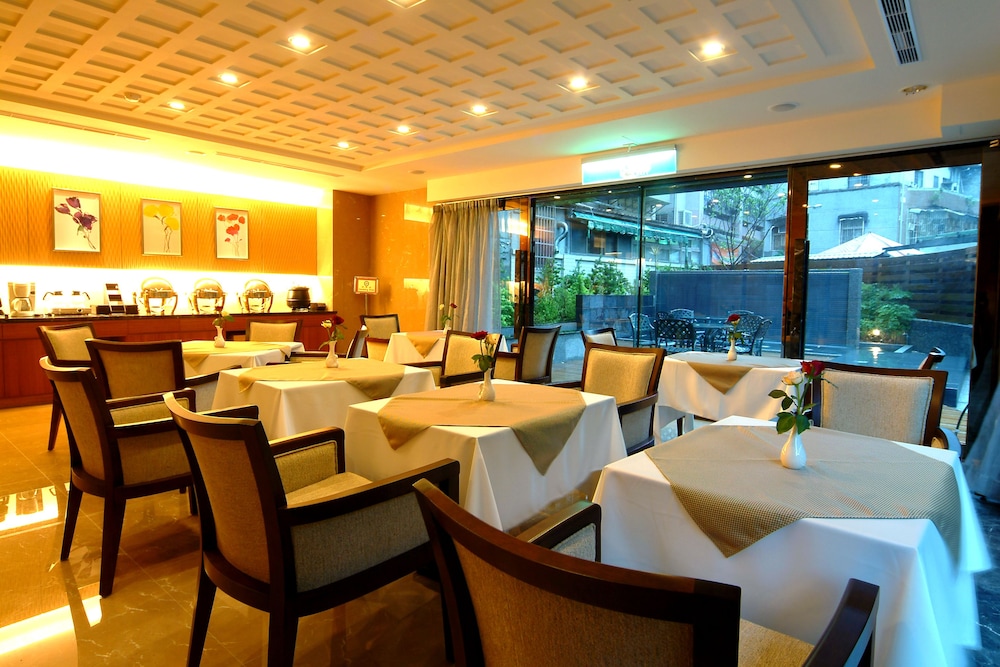 Jingan Classical Inn 24/34