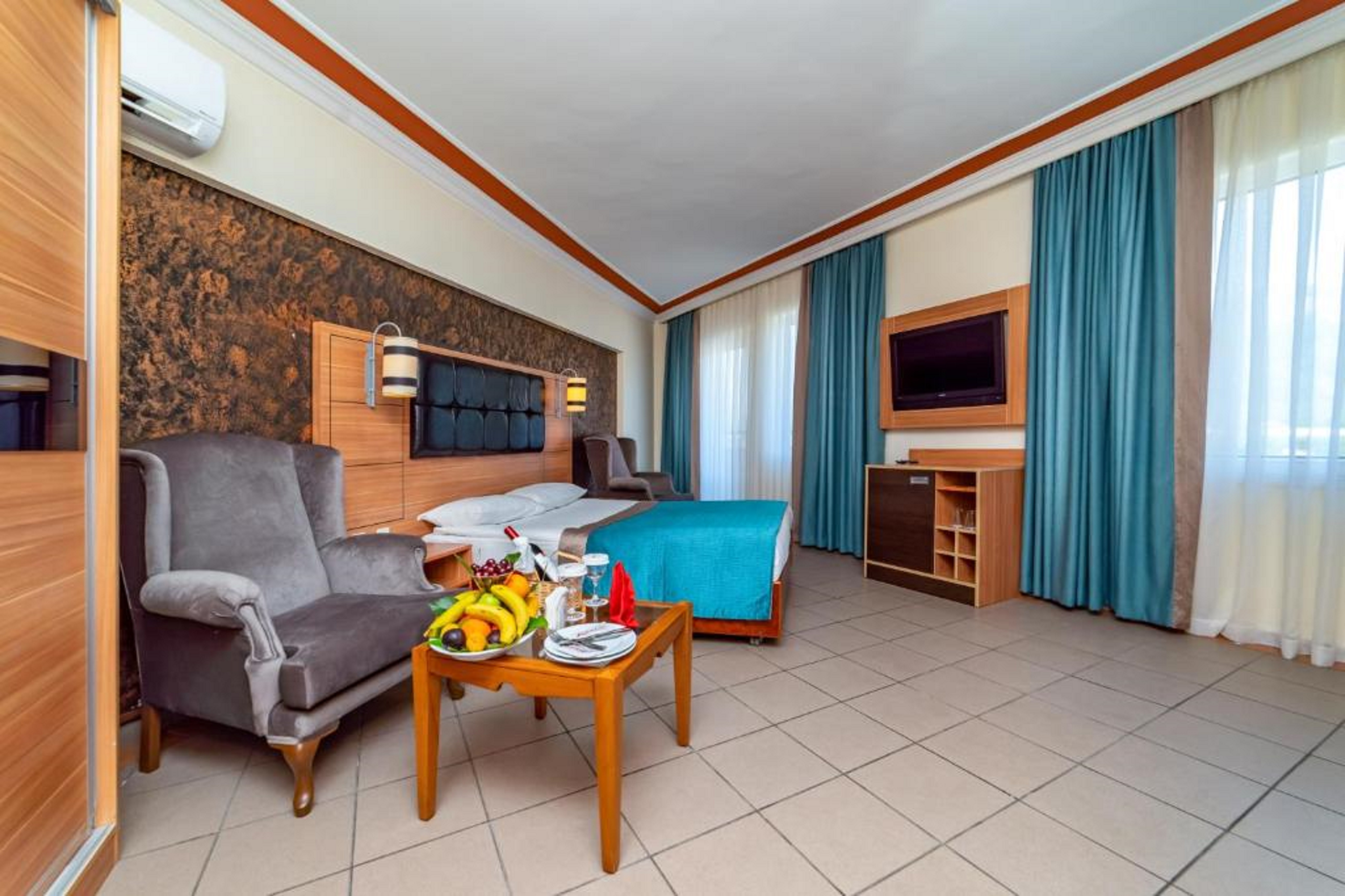Room, Double Bed, Garden View