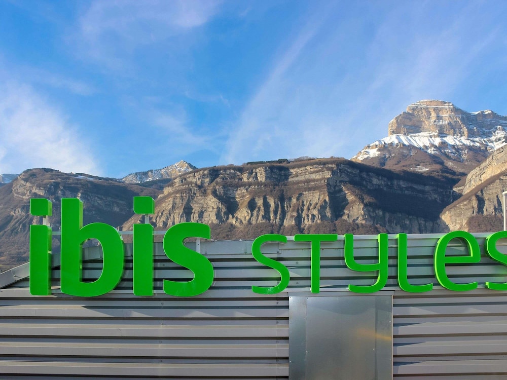 Ibis Styles Crolles Grenoble A41 35/38