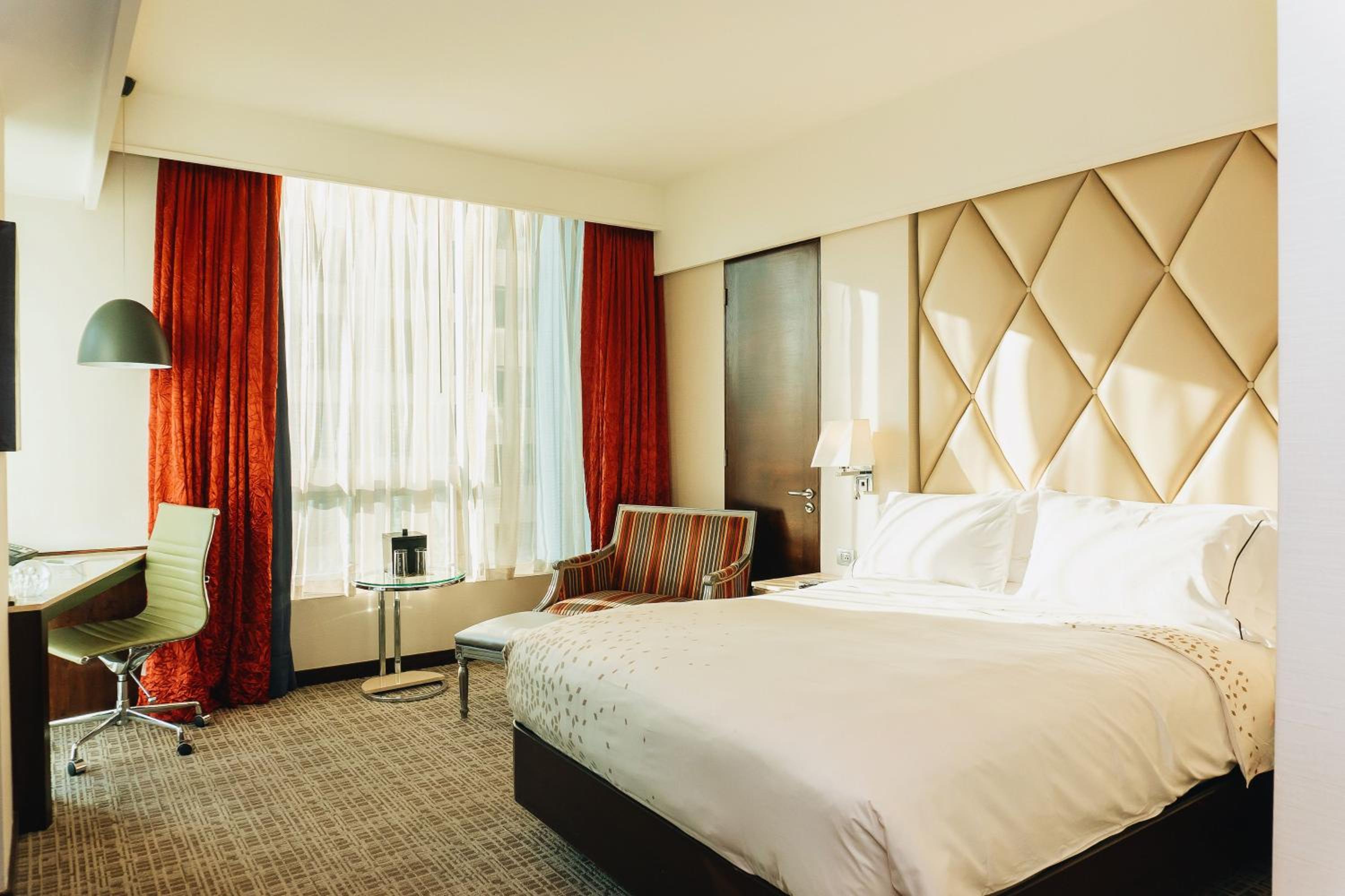 Guest Room, Queen Bed, Concierge Level
