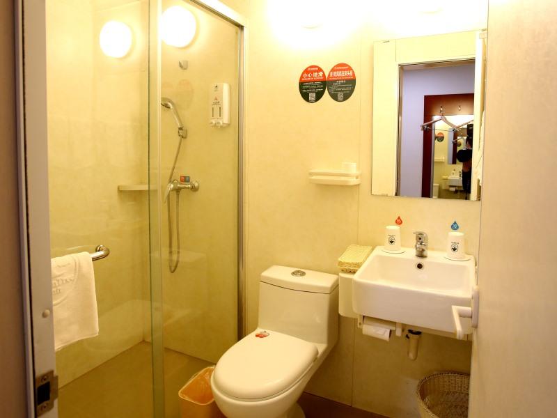 GreenTree Inn Linxi Pingyi Mengyang Road Express Hotel 36/37