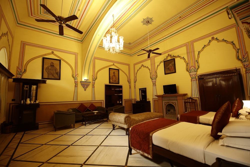 NARAIN NIWAS PALACE 25/49