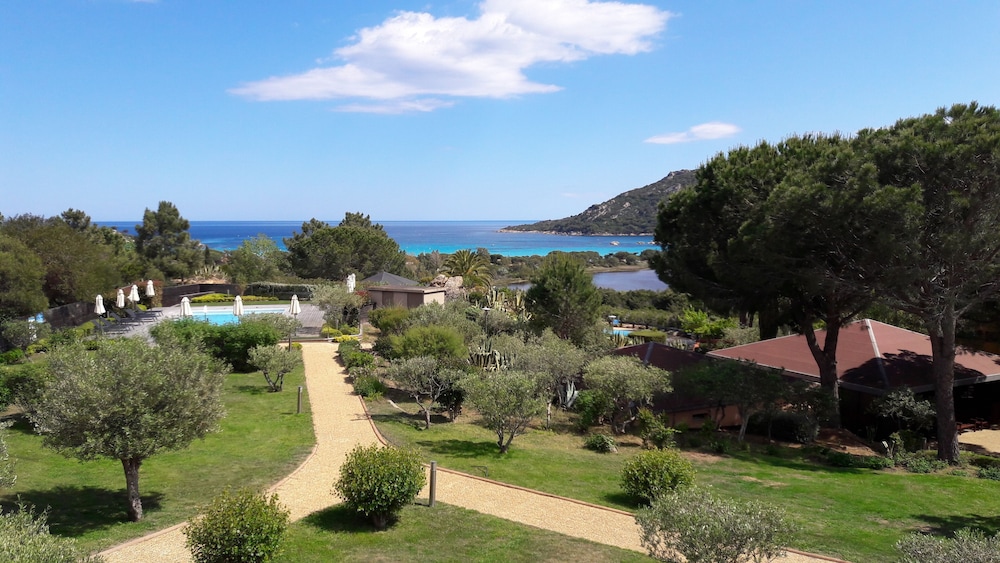 HOTEL CASTELL VERDE 17/27