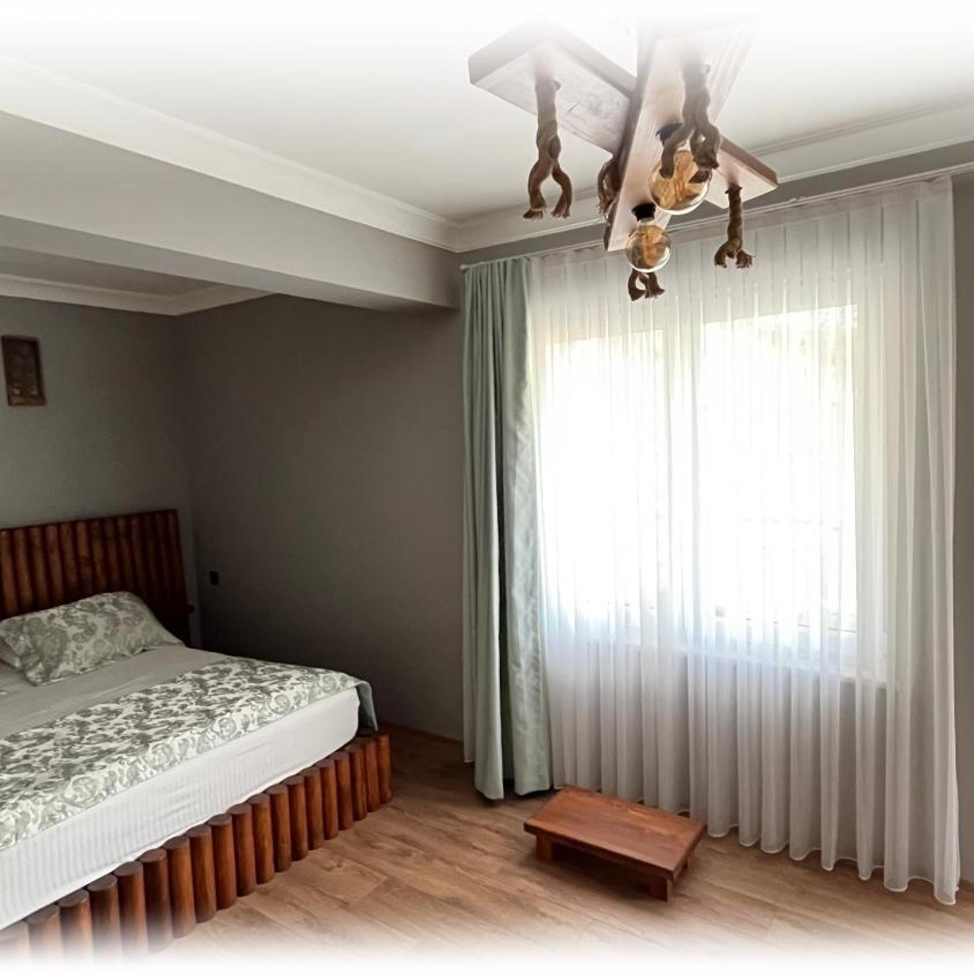 Senler Hotel 8/50