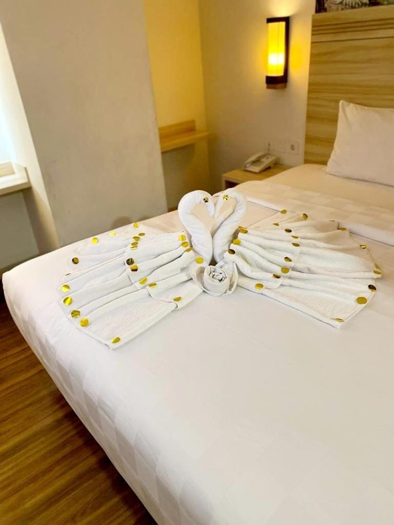 Cordela Inn Millennium Medan 15/48