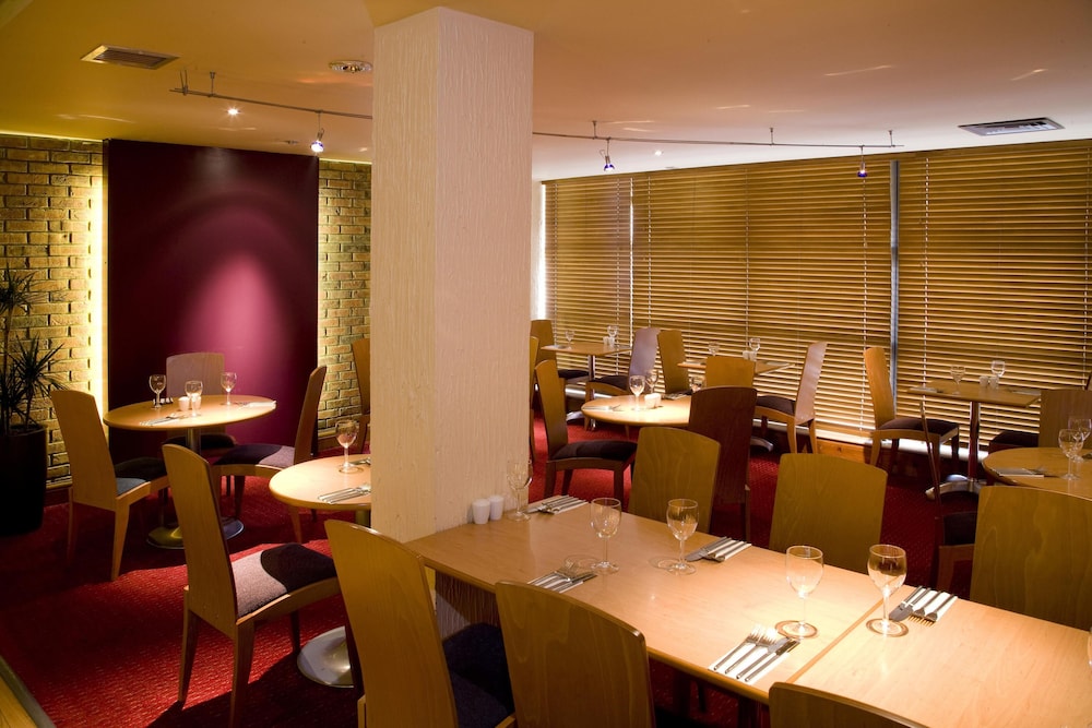 Premier Inn London Kew Bridge 40/51