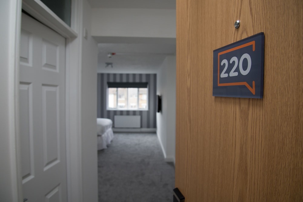 TLK Apartments and Hotel 34/50